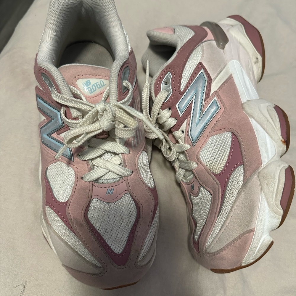 New Balance White and Pink 9060 Athletic Shoes